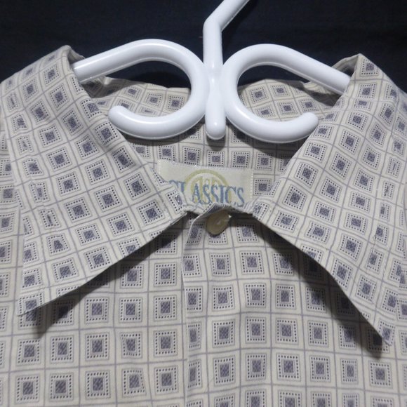 R&R CLASSICS, large 100% cotton, short sleeve button down shirt with pocket, GUC - Picture 3 of 11